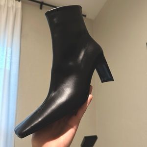 Black Danse Lente Leather Boots Booties